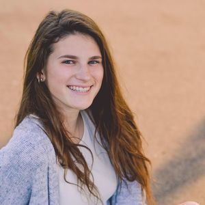 Meet your Posher, Nina